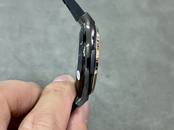 ウブロコピー時計側面デザイン